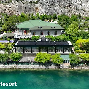 Hotel Buna Park Berdic e Siperme